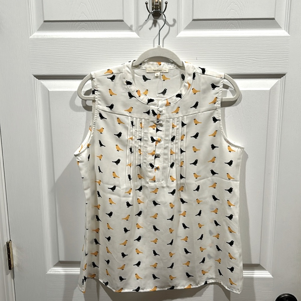 Charming ModCloth Sleeveless Bird Blouse